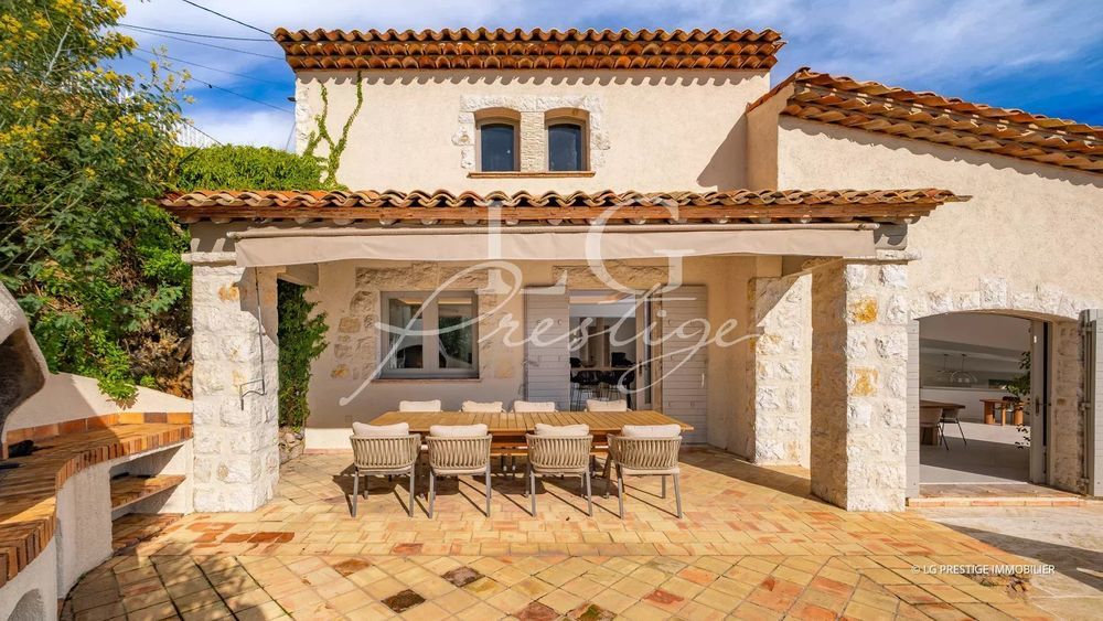 � vendre  Villa Mandelieu-la-Napoule (06210)