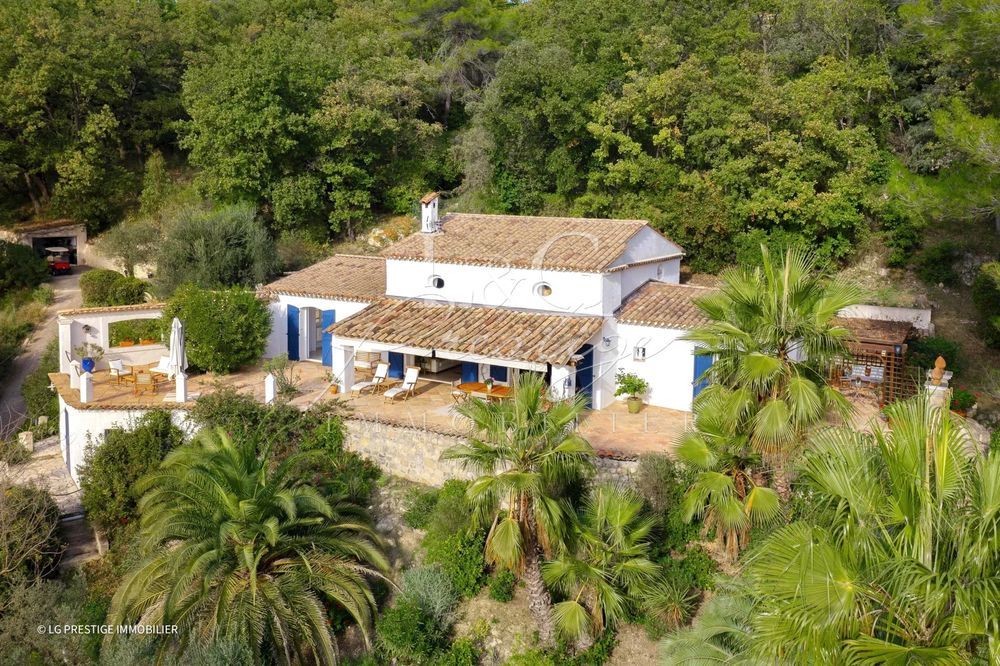 � vendre  Maison Montauroux (83440)