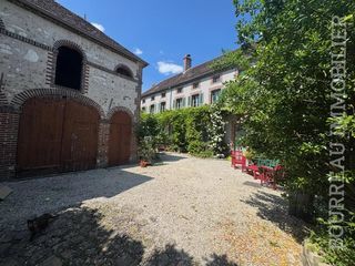  Maison � vendre 12 pi�ces 242 m�