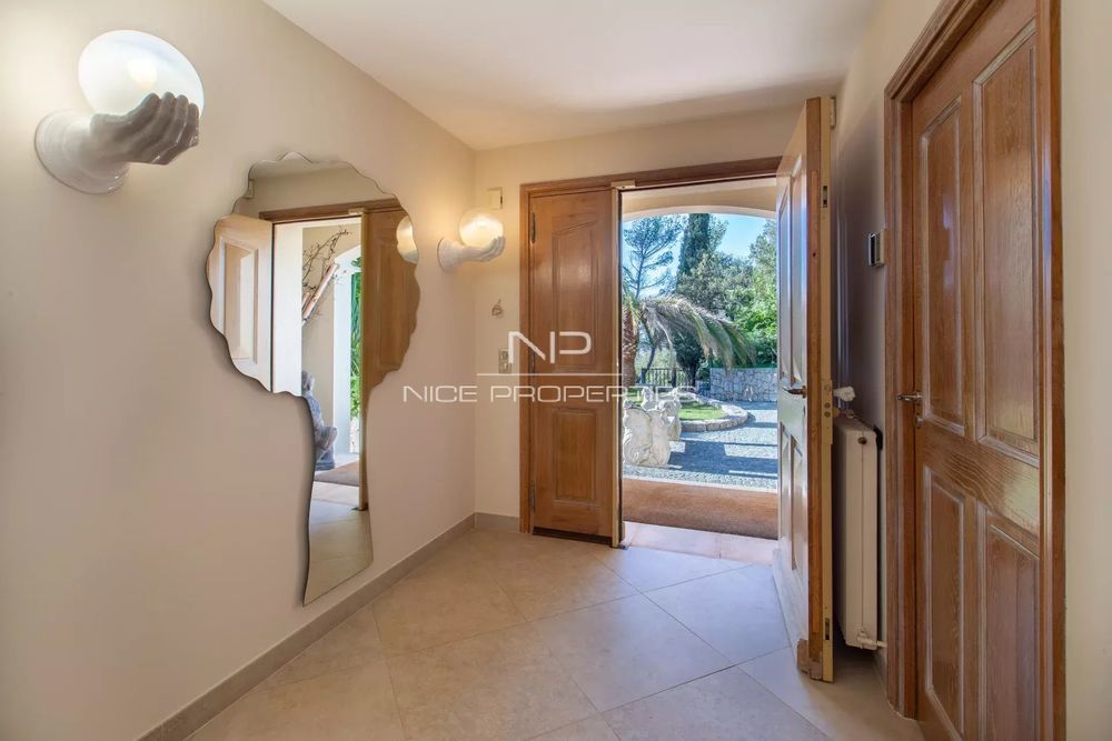 � vendre  Villa Nice (06100)