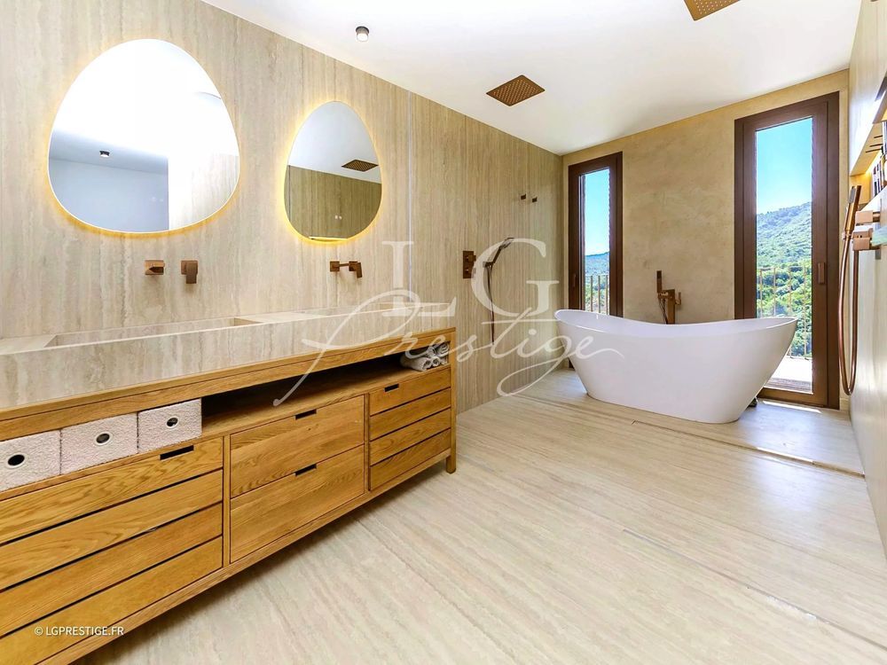 � vendre  Villa Fr�jus (83600)