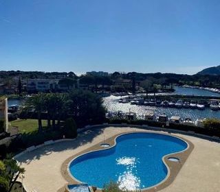  Appartement � vendre 4 pi�ces 109 m�