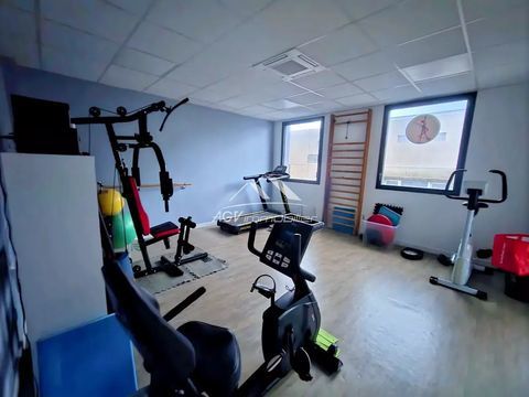 Local commercial Cabinet m&eacute;dical 220000 30100 Al�s