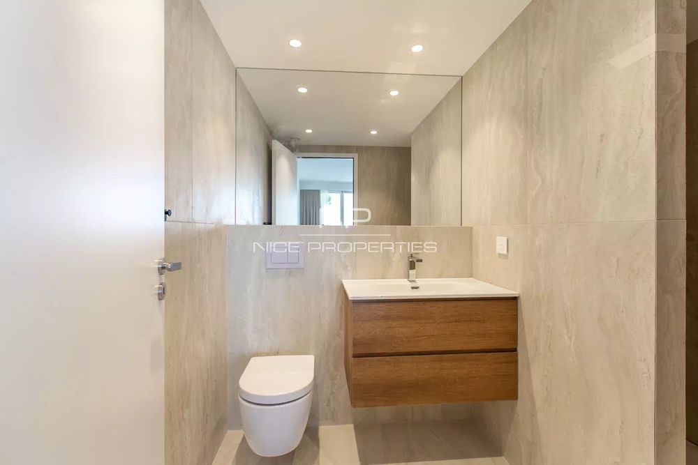 � vendre  Villa Antibes (06600)