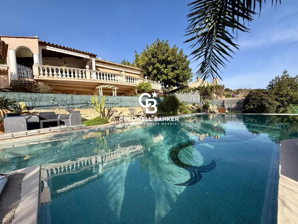 � vendre  Maison Cavalaire-sur-Mer (83240)