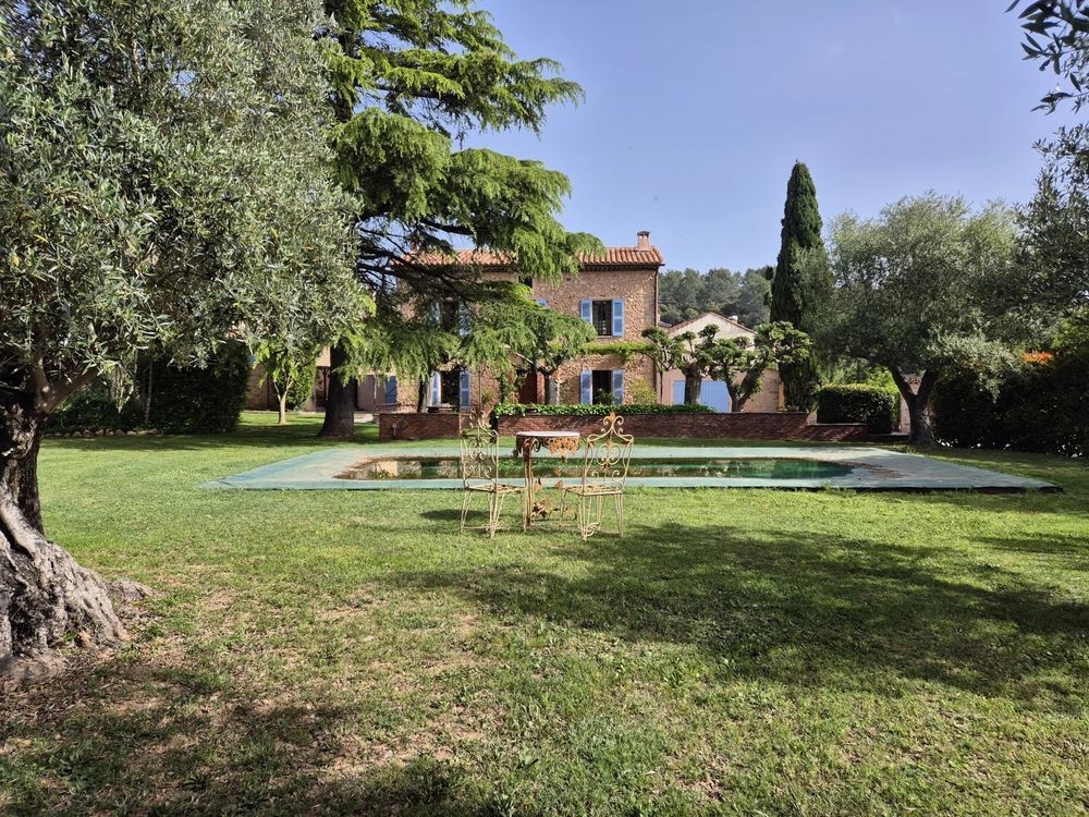 � vendre  Villa Le Cannet-des-Maures (83340)