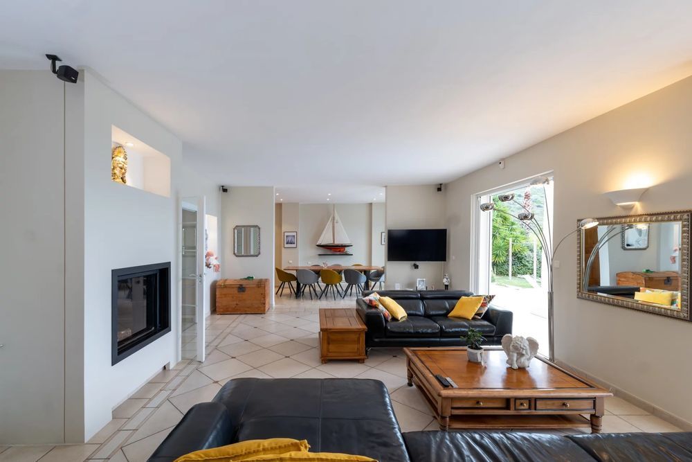 � vendre  Maison Falicon (06950)