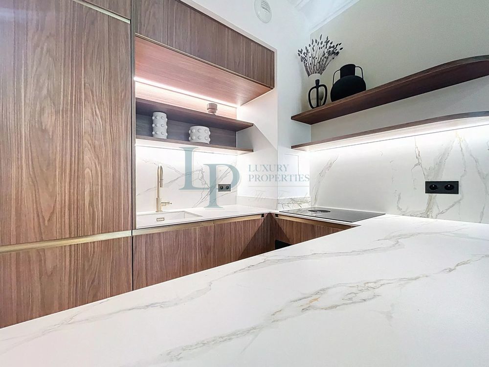 � vendre  Appartement Paris 8