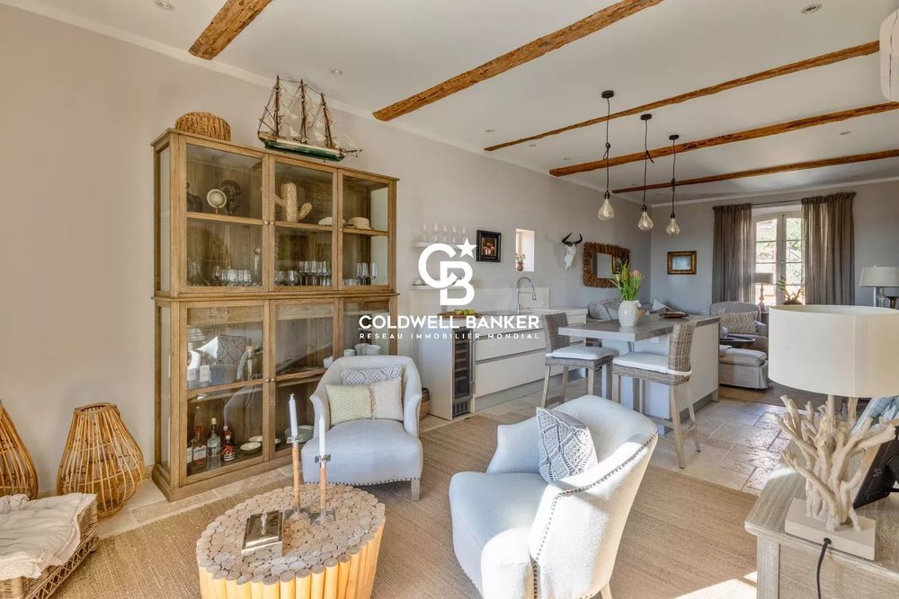 � vendre  Villa Bormes-les-Mimosas (83230)