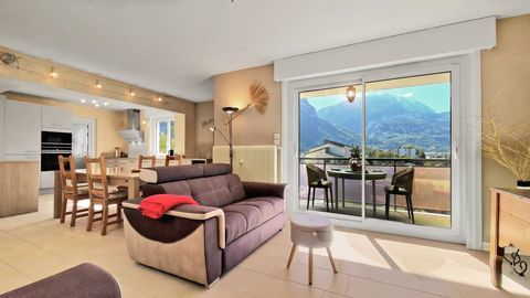   Cluses � T4 avec vue d�gag�e en �tage sup�rieur Appartement - 4 pi�ce(s) - 102 m�