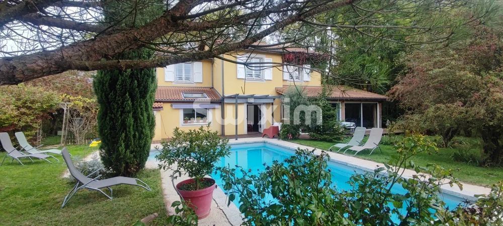 � vendre  Maison Vienne (38200)