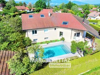  Maison � vendre 8 pi�ces 266 m�