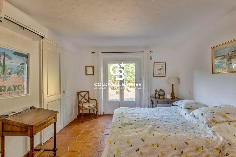 � vendre  Maison Rayol-Canadel-sur-Mer (83820)