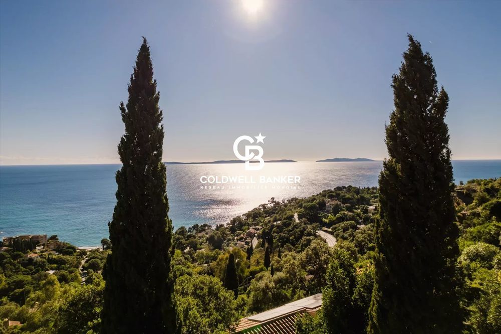 � vendre  Maison Rayol-Canadel-sur-Mer (83820)