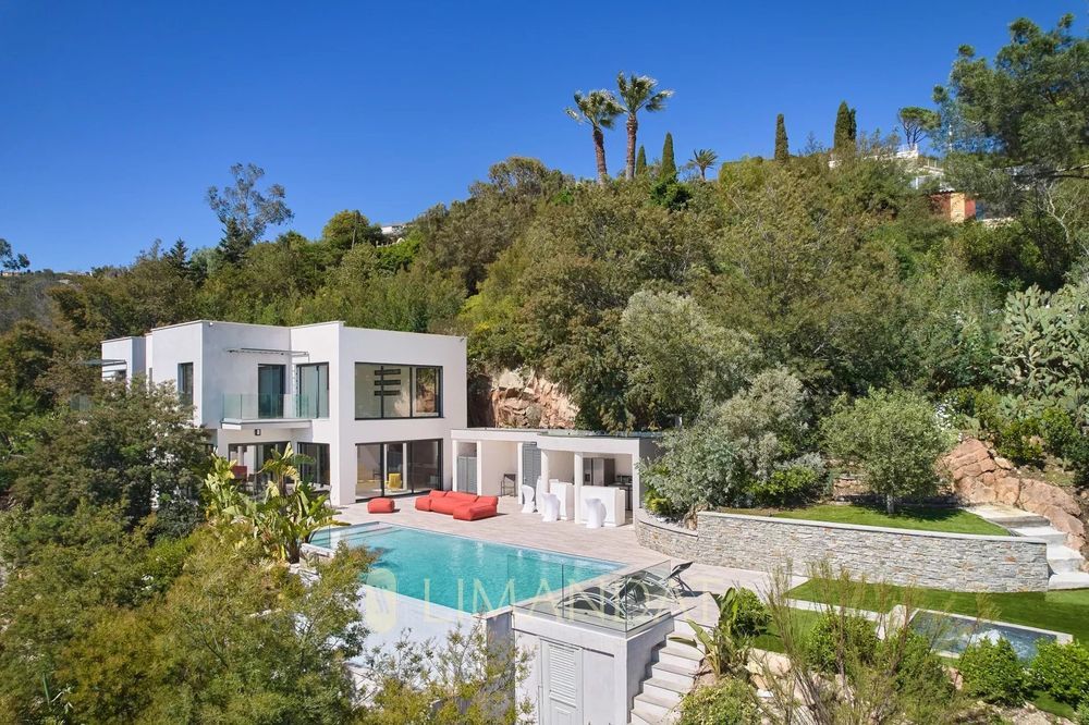 � vendre  Villa Mandelieu-la-Napoule (06210)