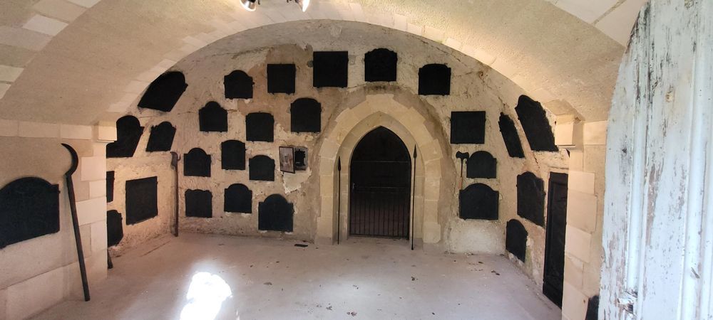 � vendre  Maison La Chartre-sur-le-Loir (72340)