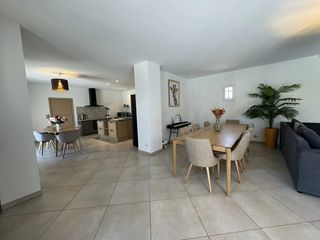  Villa � vendre 7 pi�ces 250 m�