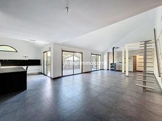  Maison � vendre 6 pi�ces 186 m�