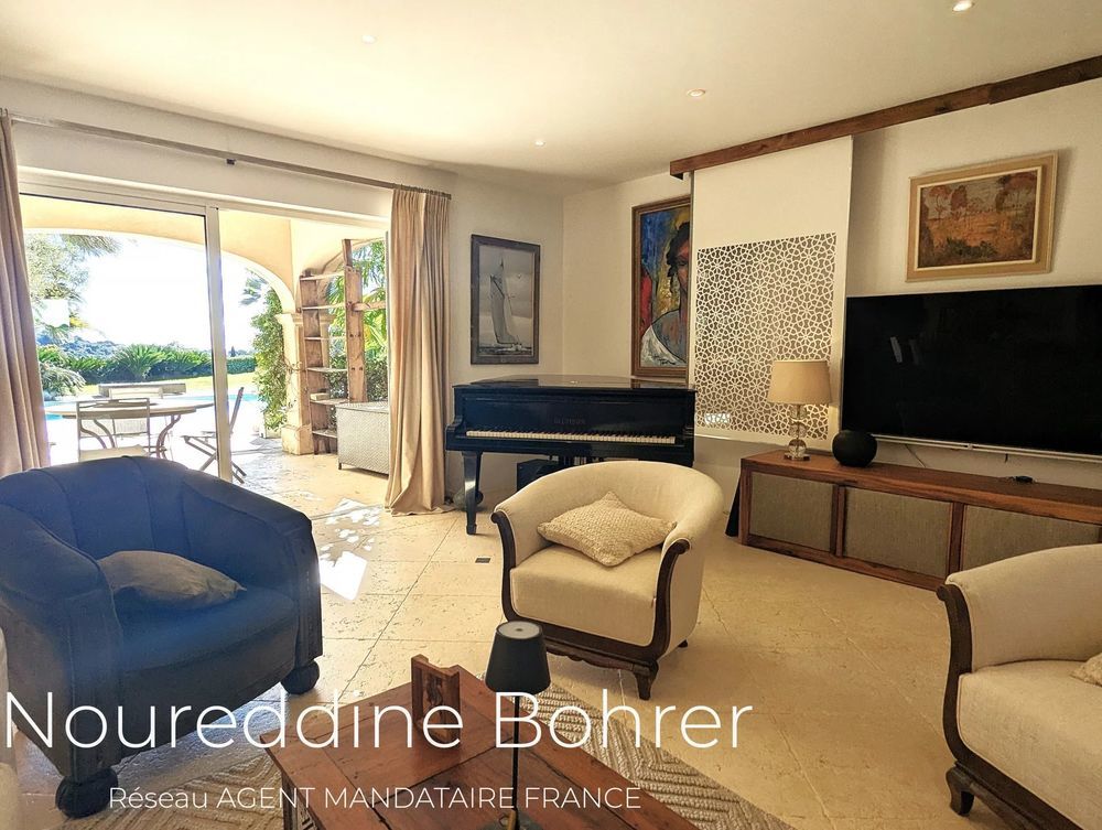 � vendre  Villa Grimaud (83310)