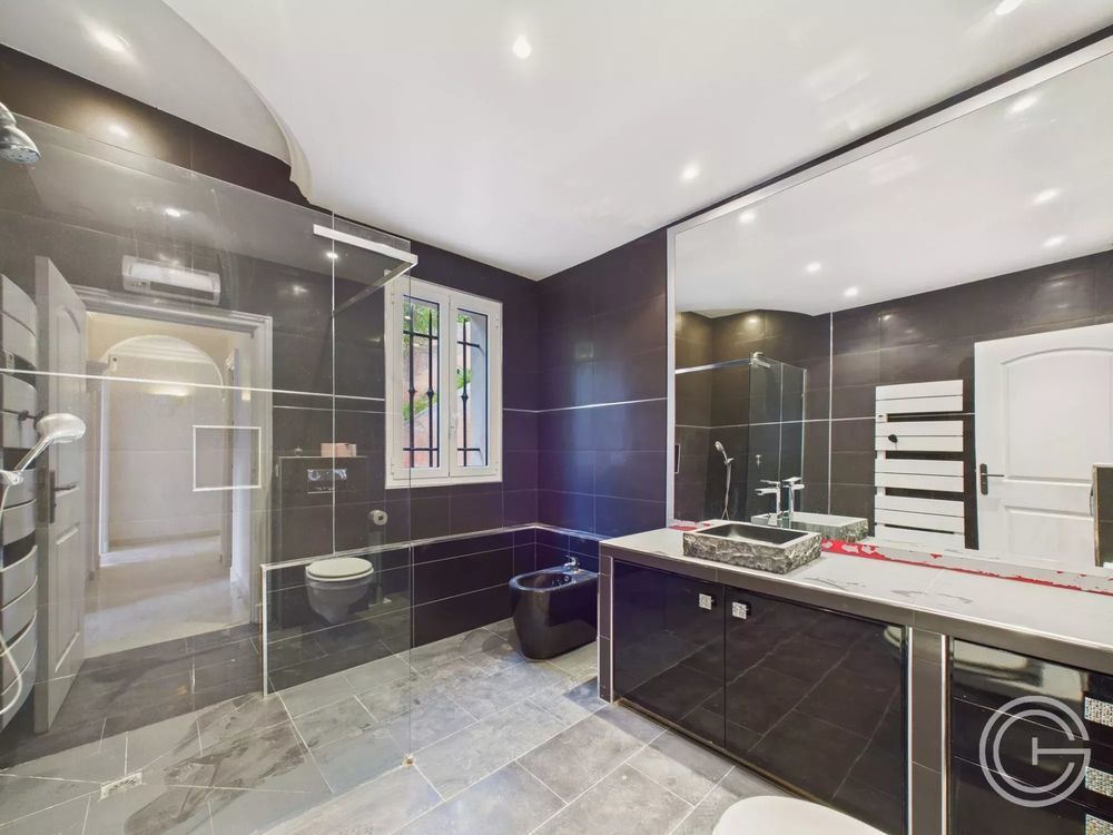 � vendre  Villa Cagnes-sur-Mer (06800)