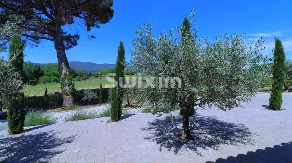 � vendre  Villa Lourmarin (84160)