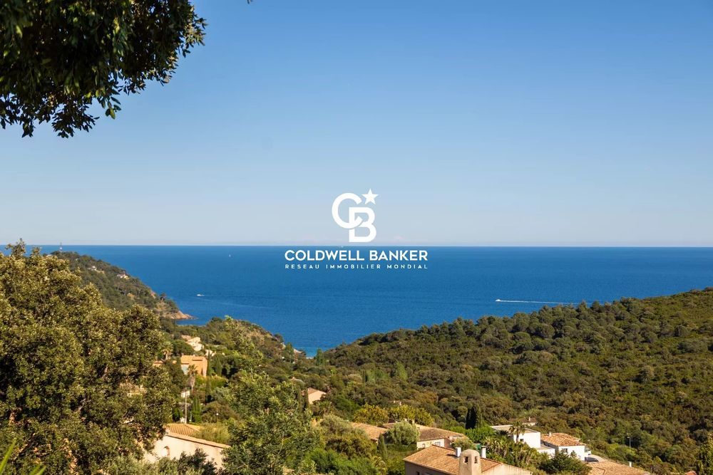 � vendre  Maison Cavalaire-sur-Mer (83240)