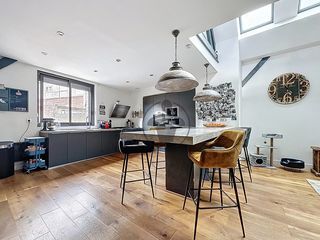  Appartement � vendre 5 pi�ces 142 m�