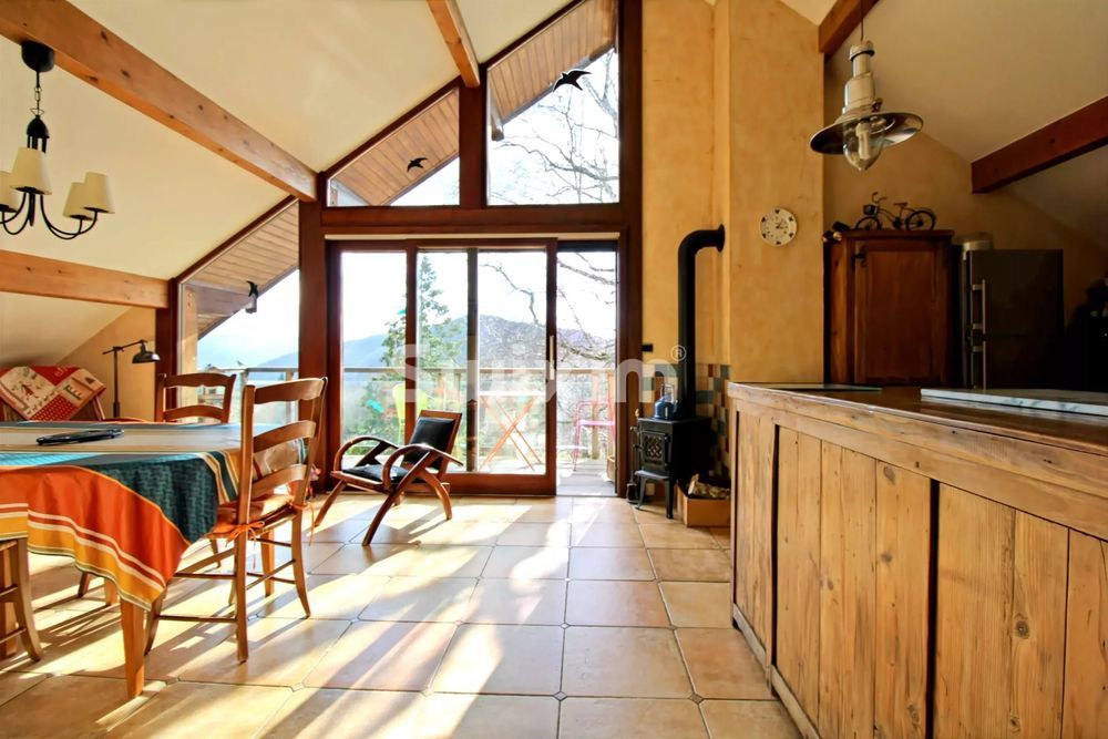 � vendre  Maison Saint-Claude (39200)