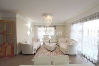  Maison � vendre 15 + pi�ces 366 m�