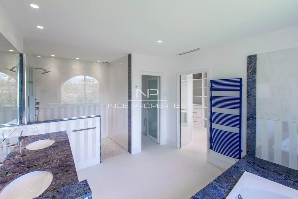 � vendre  Villa Mouans-Sartoux (06370)