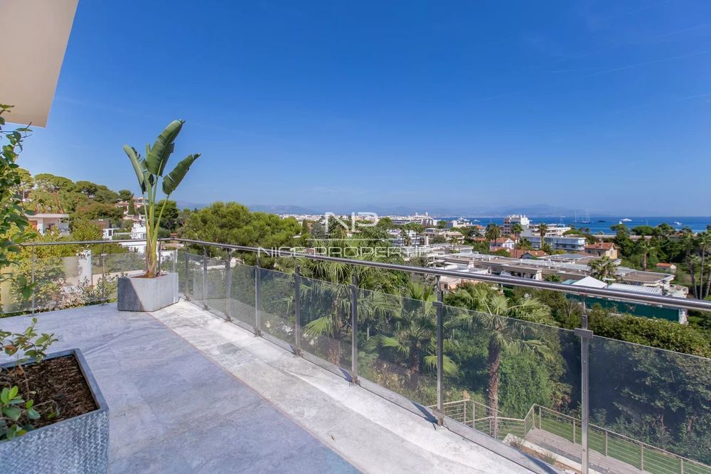 � vendre  Villa Antibes (06600)