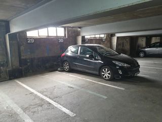  Parking / Garage � louer 1 pi�ce 10 m�