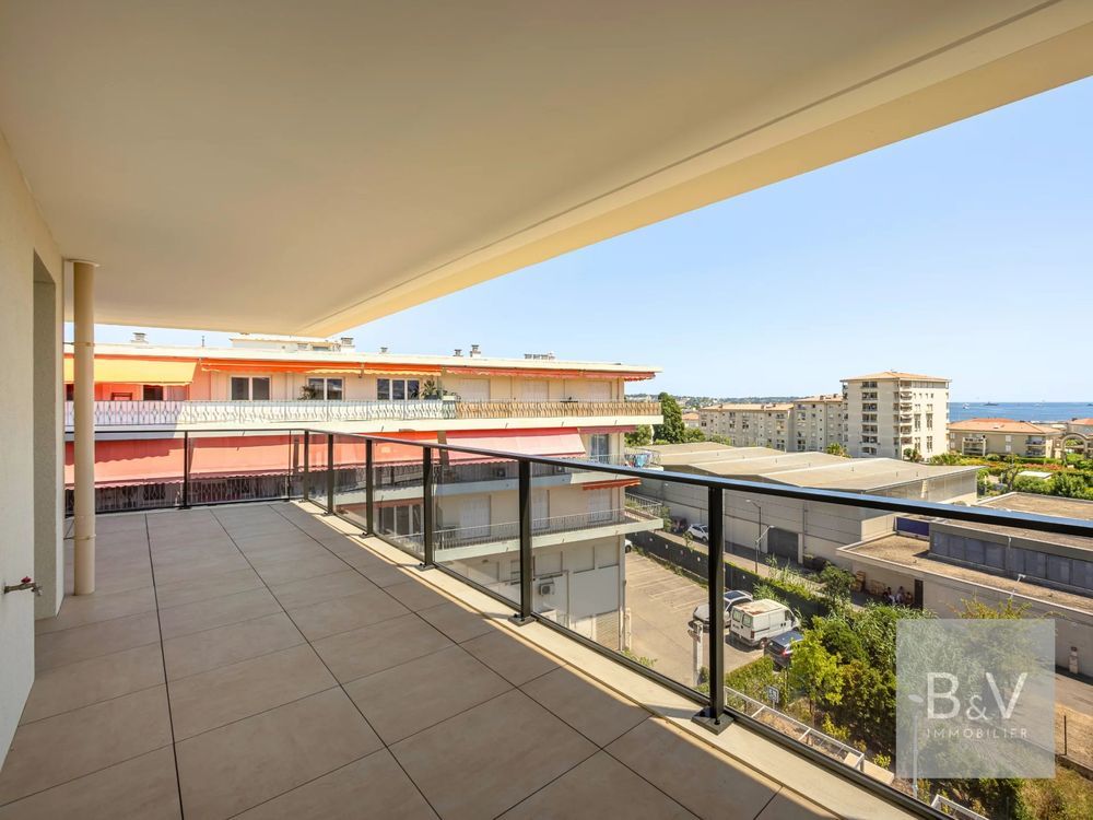 � vendre  Appartement Antibes (06600)