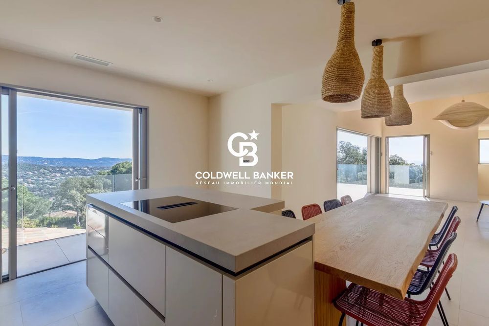 � vendre  Villa Cavalaire-sur-Mer (83240)