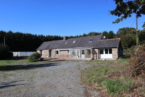   Plain-pied avec piscine, sans voisin. Maison - 7 pi�ce(s) - 121 m�