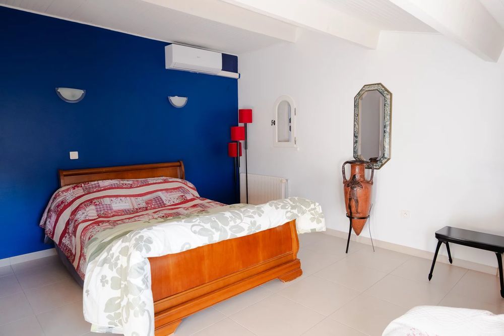 � vendre  Villa Arles (13200)