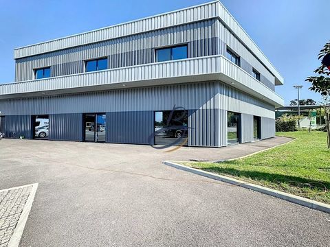 Bureaux Modernes et Lumineux &agrave; Louer &agrave; Bourgoin-Jallieu 2067 38300 Bourgoin-jallieu