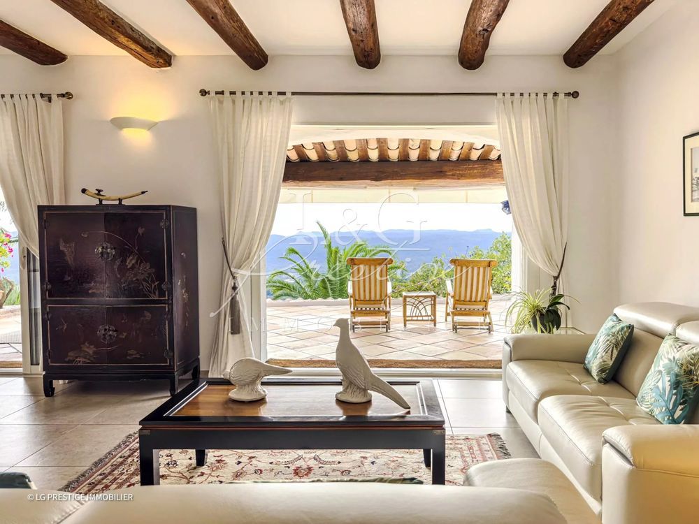 � vendre  Maison Montauroux (83440)