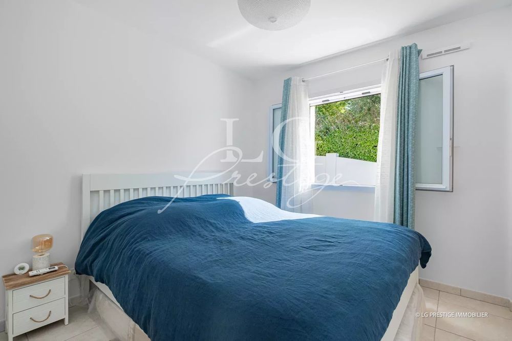 � vendre  Maison Bagnols-en-For�t (83600)