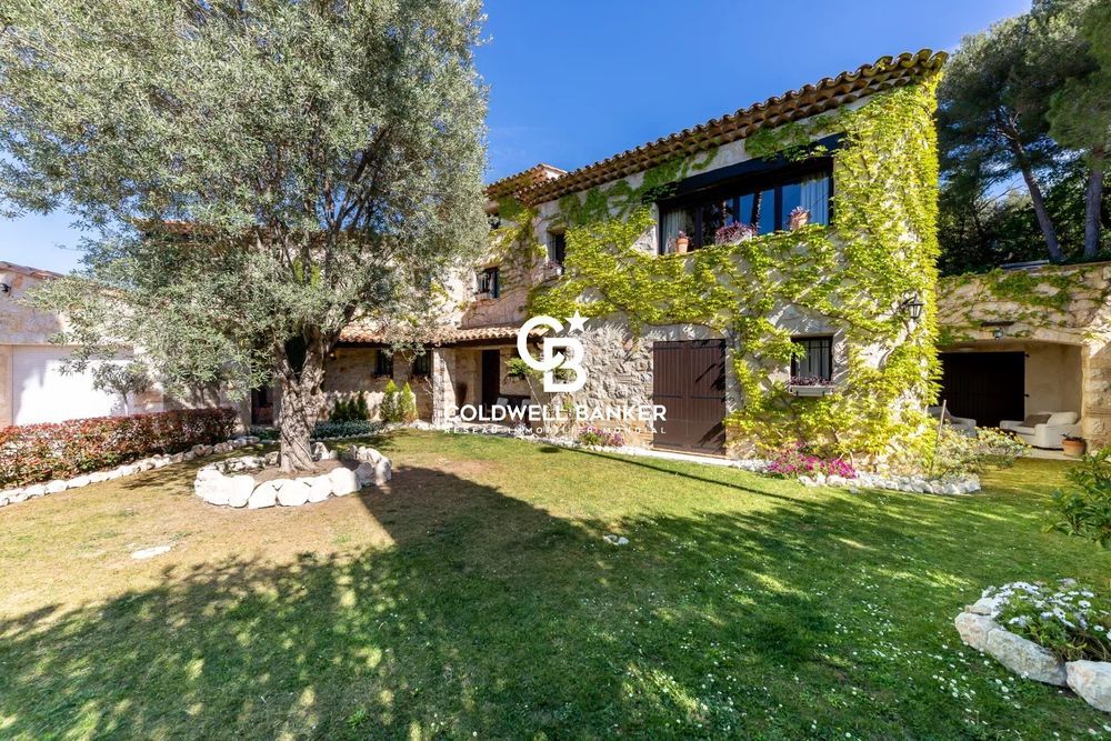 � vendre  Maison Saint-Paul (06570)