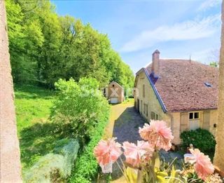  Maison � vendre 10 pi�ces 310 m�