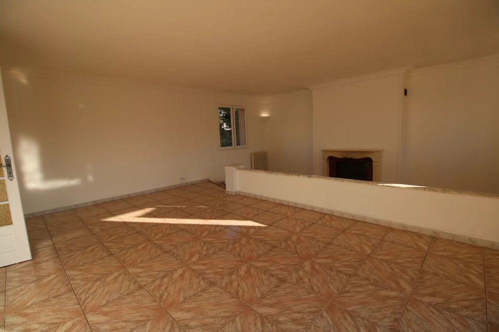 � vendre  Maison Peymeinade (06530)