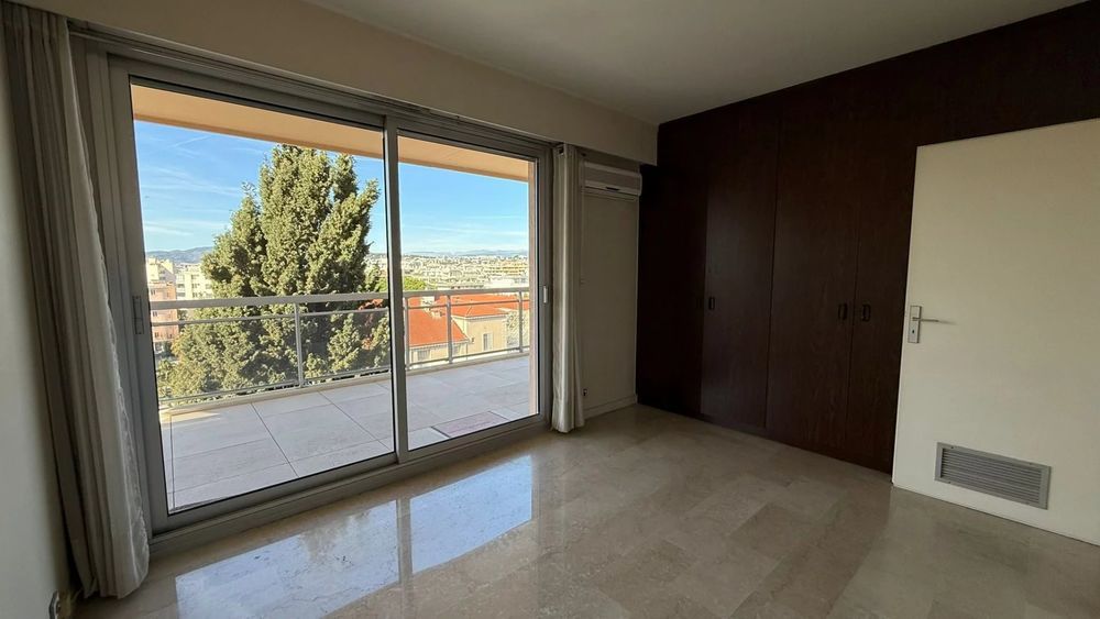 � vendre  Appartement Cannes (06400)