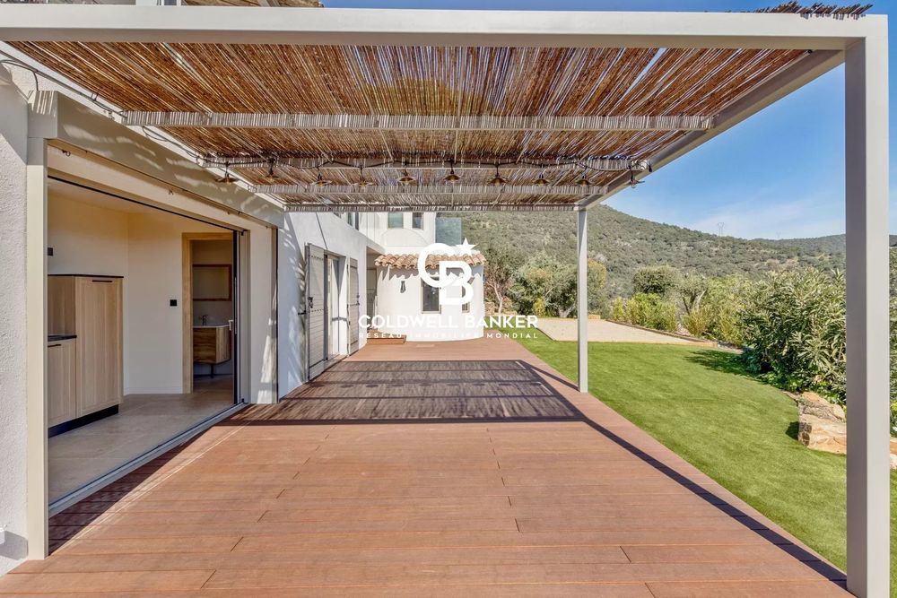 � vendre  Villa Cavalaire-sur-Mer (83240)