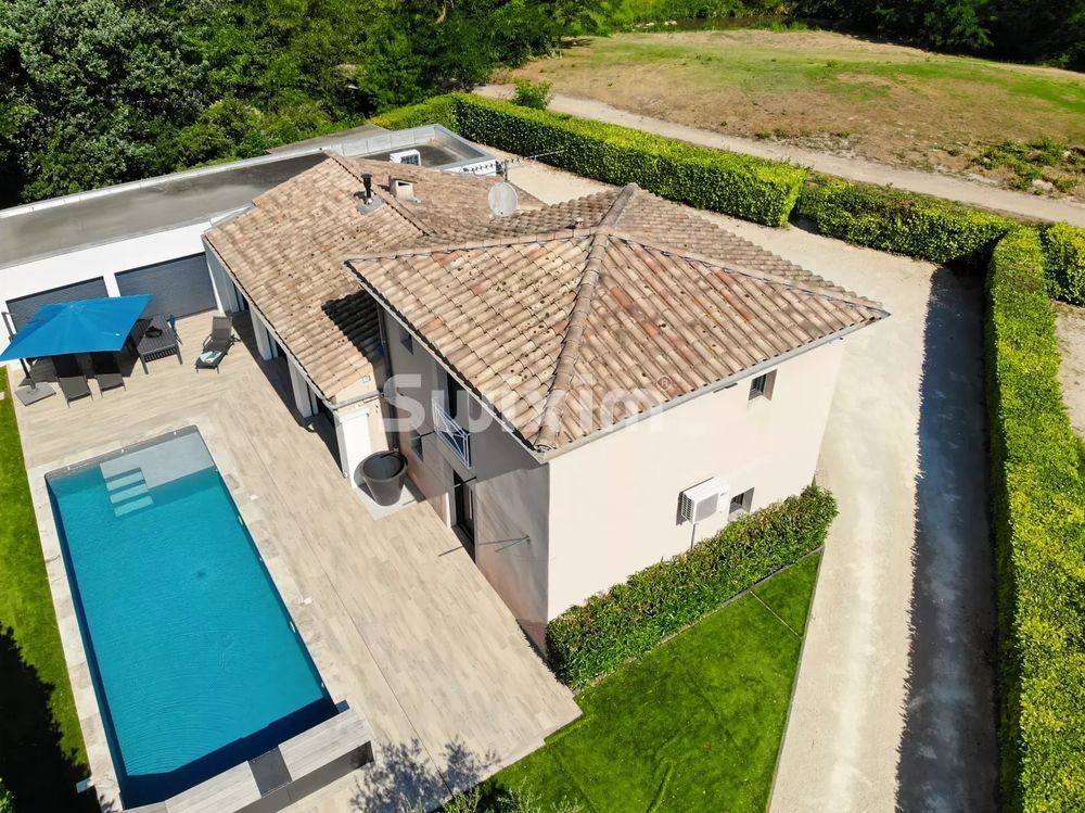 � vendre  Maison Montboucher-sur-Jabron (26740)