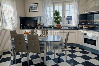  Maison � vendre 5 pi�ces 226 m�