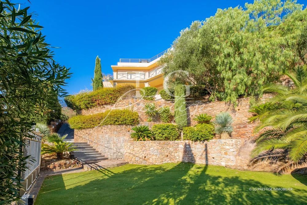 � vendre  Maison Mandelieu-la-Napoule (06210)