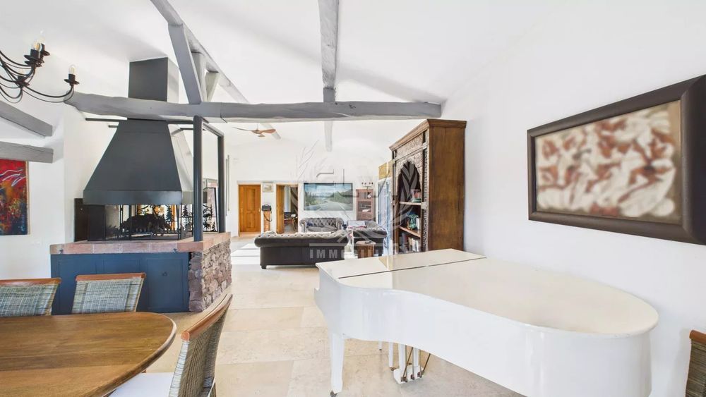 � vendre  Maison Roquebrune-sur-Argens (83520)