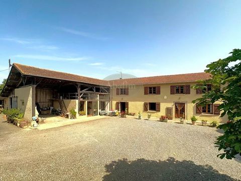   Ferme isol�e 17 ha Maison - 14 pi�ce(s) - 260 m�