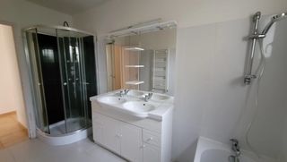  Maison � louer 5 pi�ces 131 m� Portes-l�s-valence